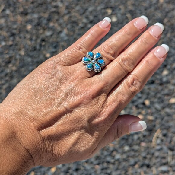Handcrafted Zuni Flower Cluster Opal Sterling Silver Ring Native American Sz 8** - Picture 9 of 9